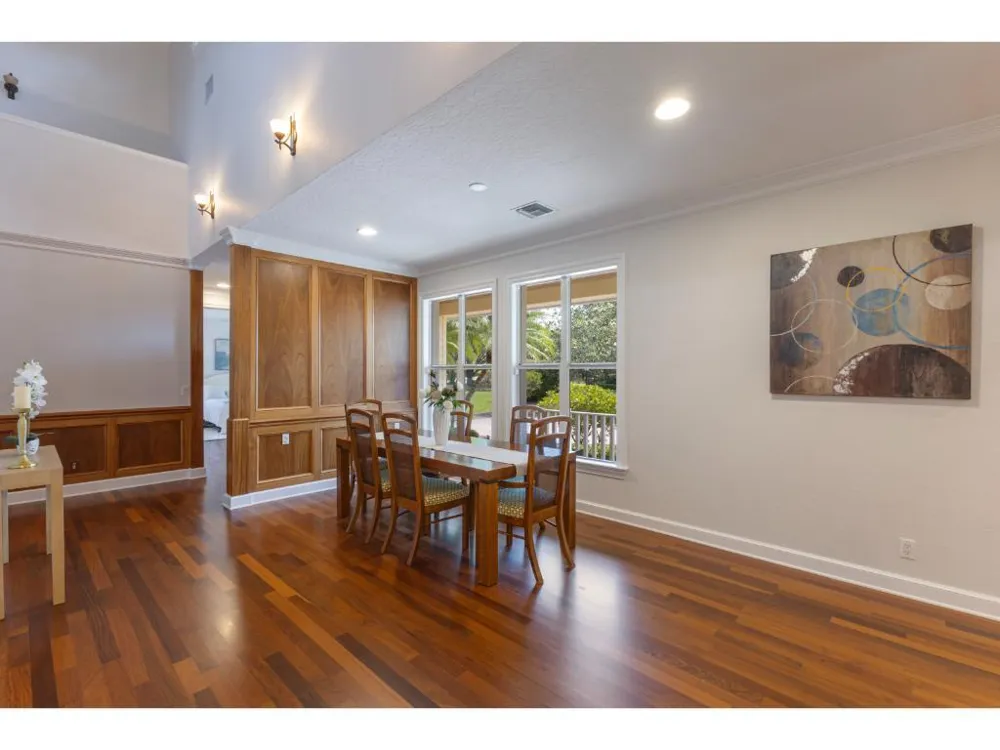230 Oak Hammock Court SW Vero Beach, FL 32962