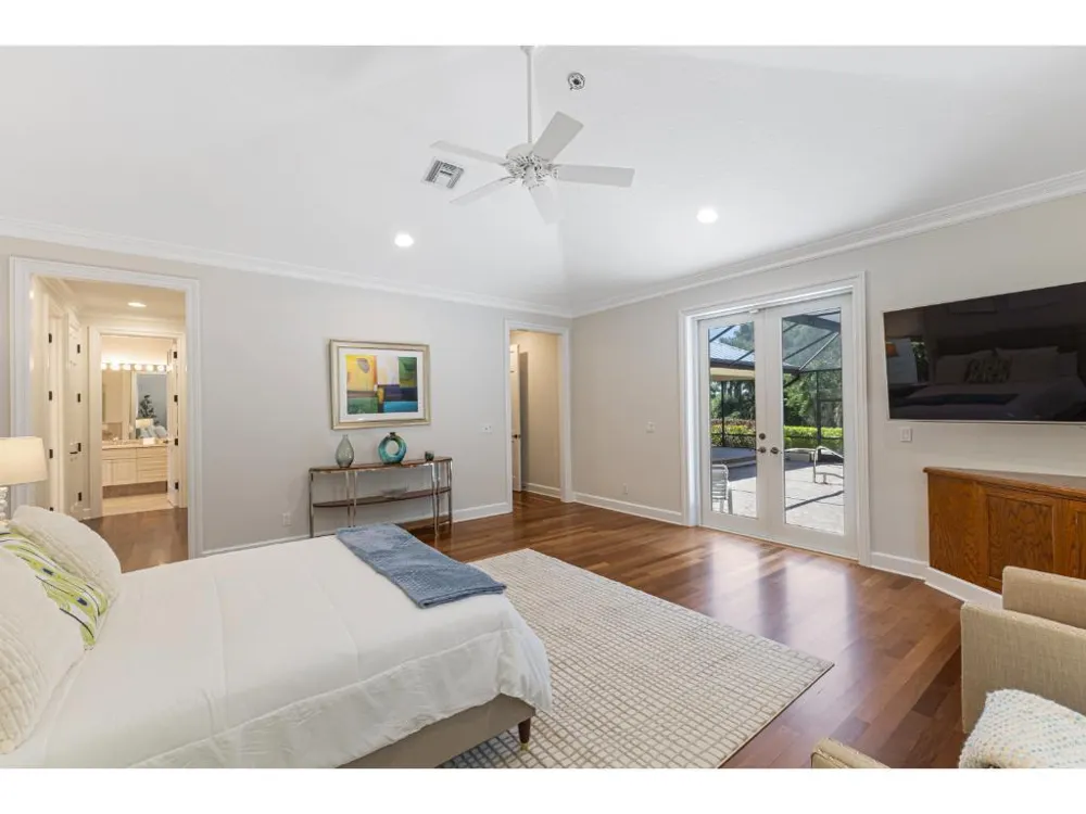 230 Oak Hammock Court SW Vero Beach, FL 32962