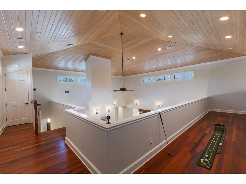 230 Oak Hammock Court SW Vero Beach, FL 32962