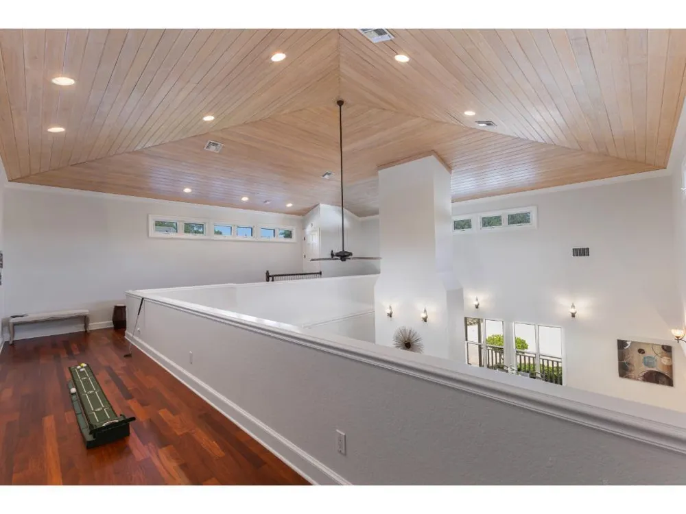 230 Oak Hammock Court SW Vero Beach, FL 32962