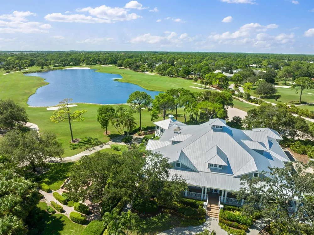 230 Oak Hammock Court SW Vero Beach, FL 32962