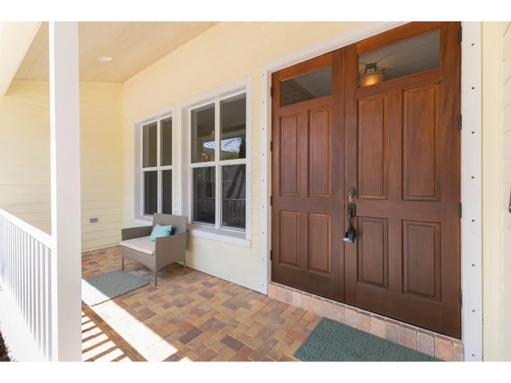 230 Oak Hammock Court SW Vero Beach, FL 32962