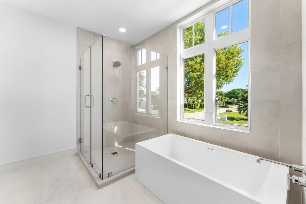 178 Lake Drive #4102 Palm Beach Shores, FL 33404