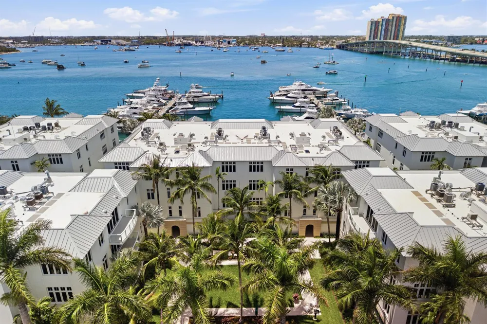 178 Lake Drive #4102 Palm Beach Shores, FL 33404
