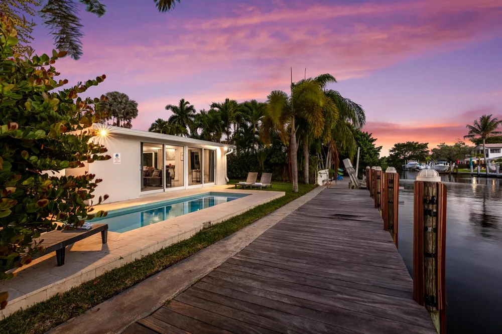 2417 NE 19th Avenue Wilton Manors, FL 33305