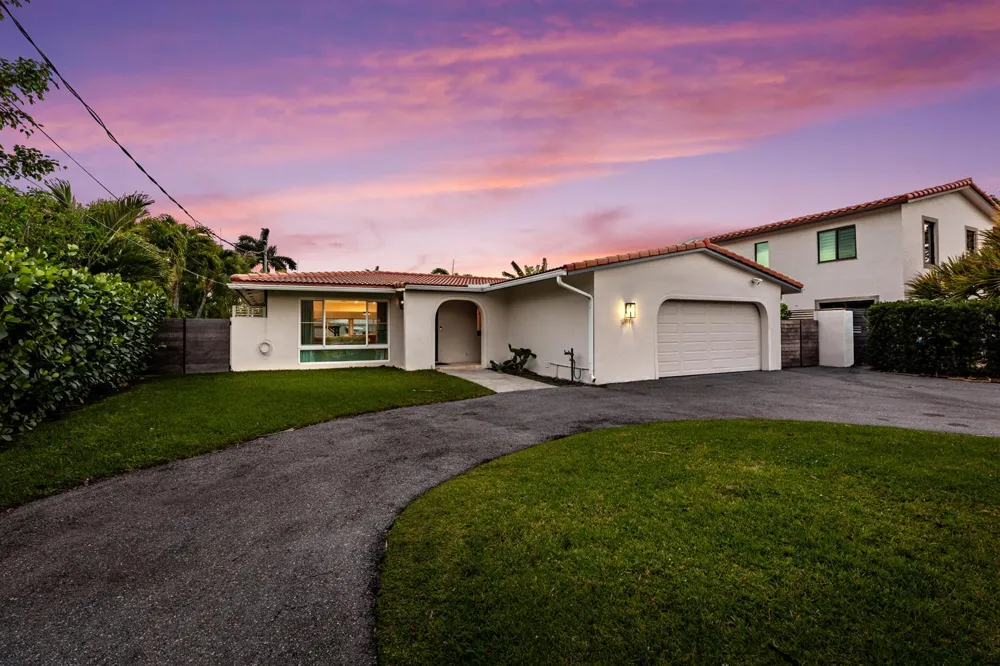 2417 NE 19th Avenue Wilton Manors, FL 33305