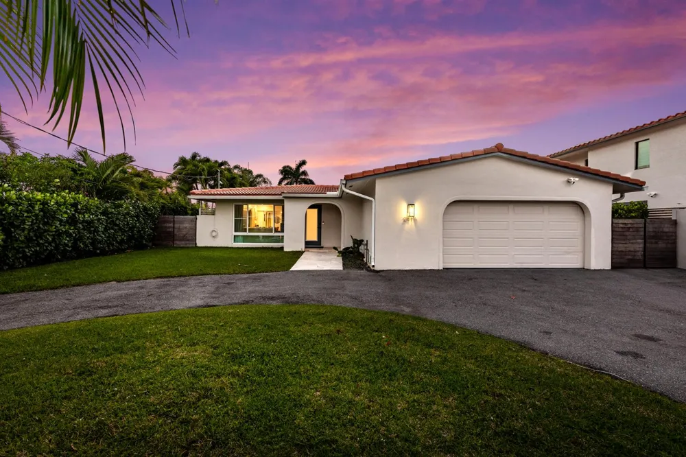 2417 NE 19th Avenue Wilton Manors, FL 33305