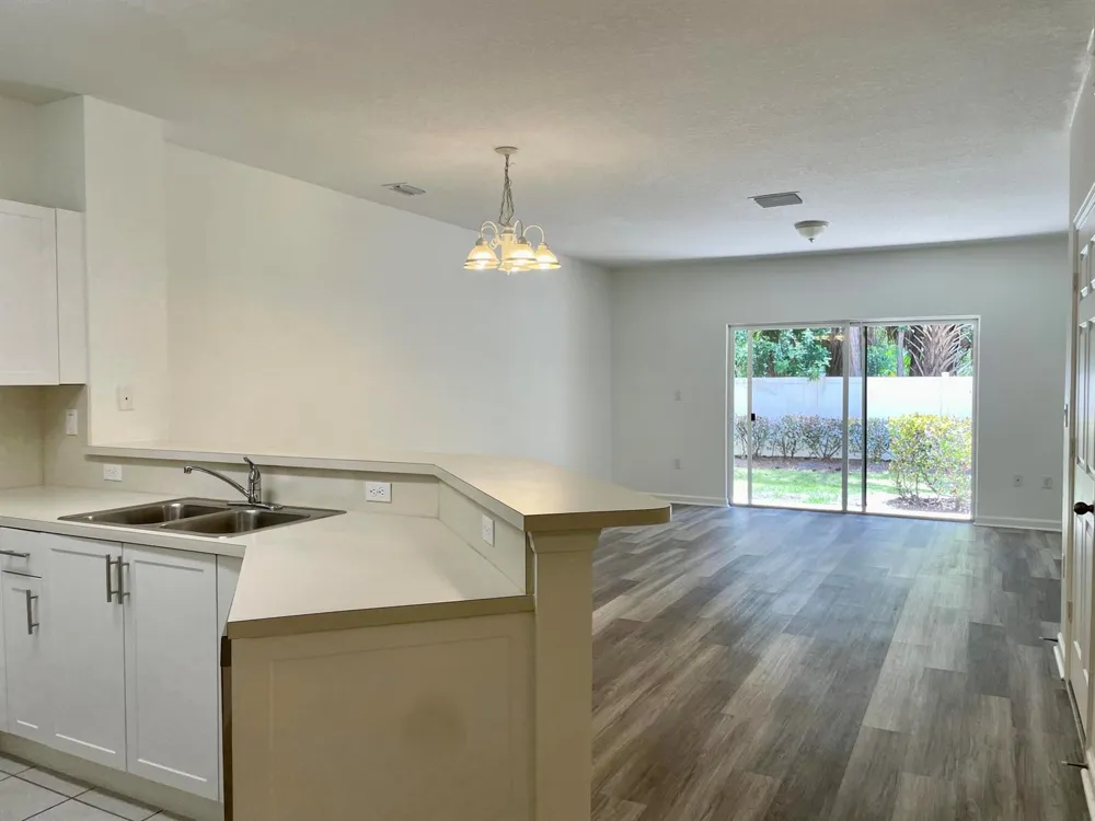 5064 SE Mariner Garden Circle Stuart, FL 34997