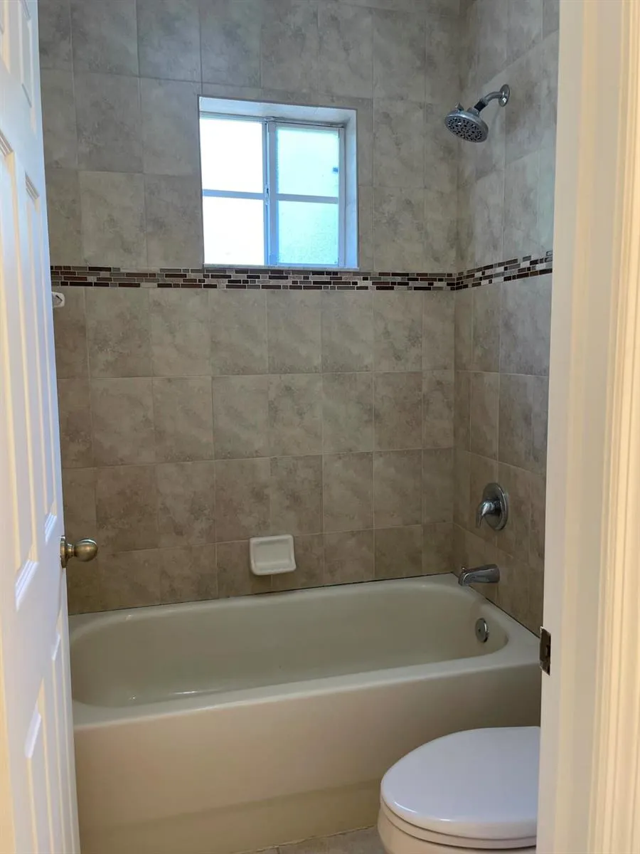 5064 SE Mariner Garden Circle Stuart, FL 34997