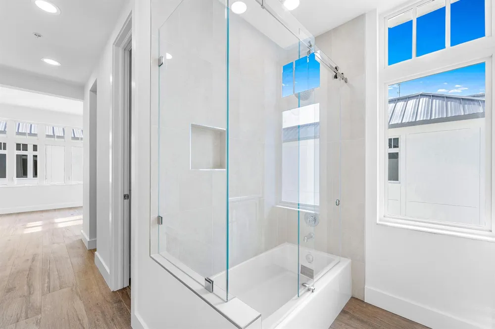 180 Lake Drive #2304 Palm Beach Shores, FL 33404
