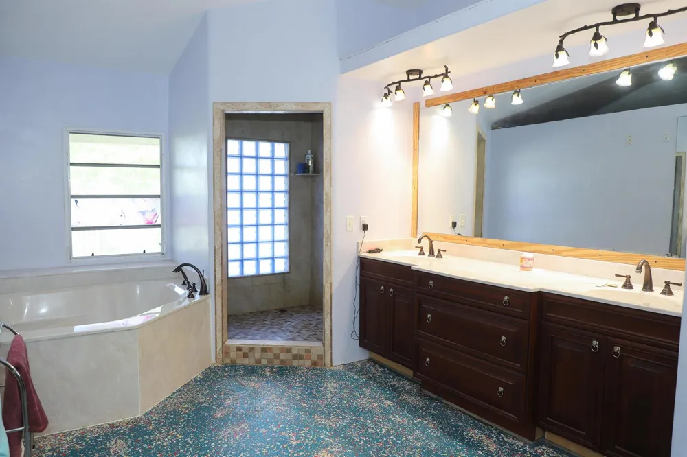 1806 S 29th Street Fort Pierce, FL 34947