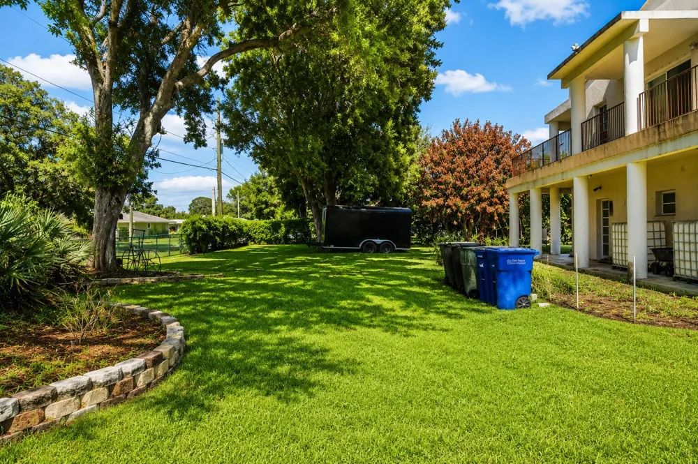 1806 S 29th Street Fort Pierce, FL 34947