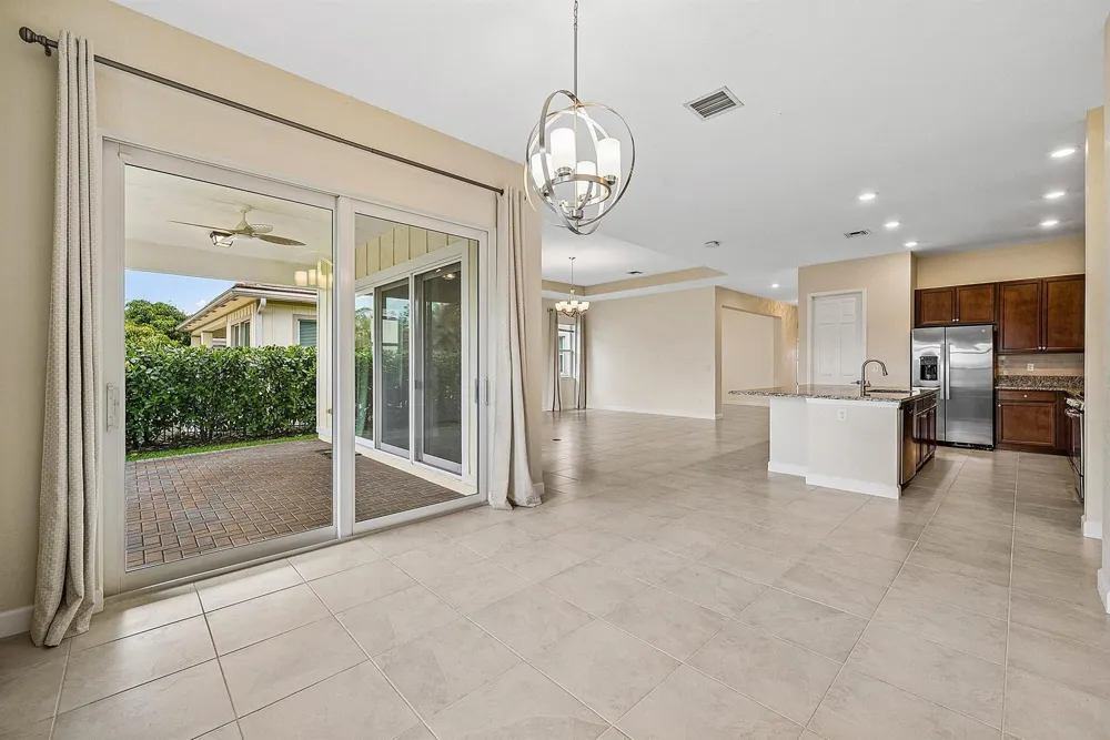 1031 Ember Ridge Run Loxahatchee, FL 33470
