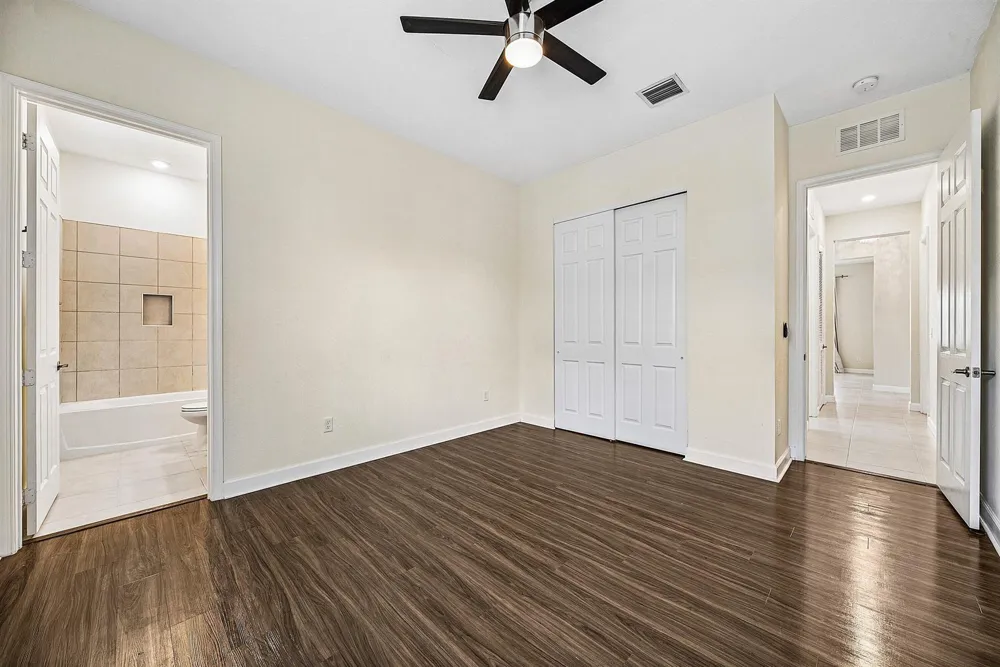 1031 Ember Ridge Run Loxahatchee, FL 33470