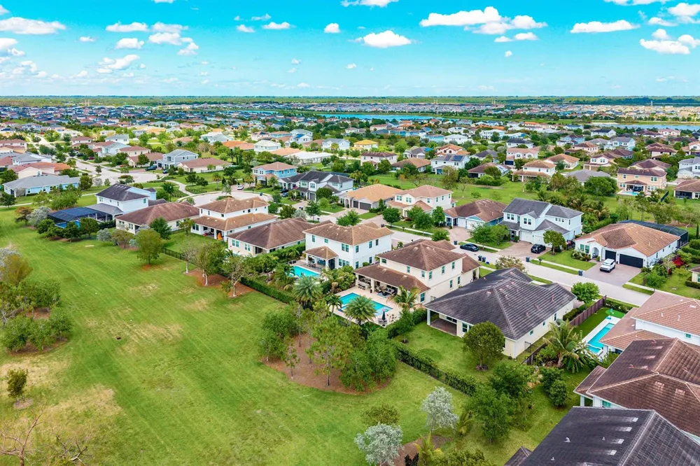 1031 Ember Ridge Run Loxahatchee, FL 33470