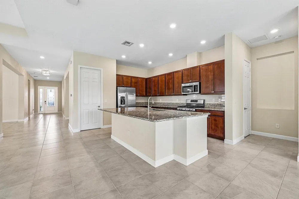1031 Ember Ridge Run Loxahatchee, FL 33470