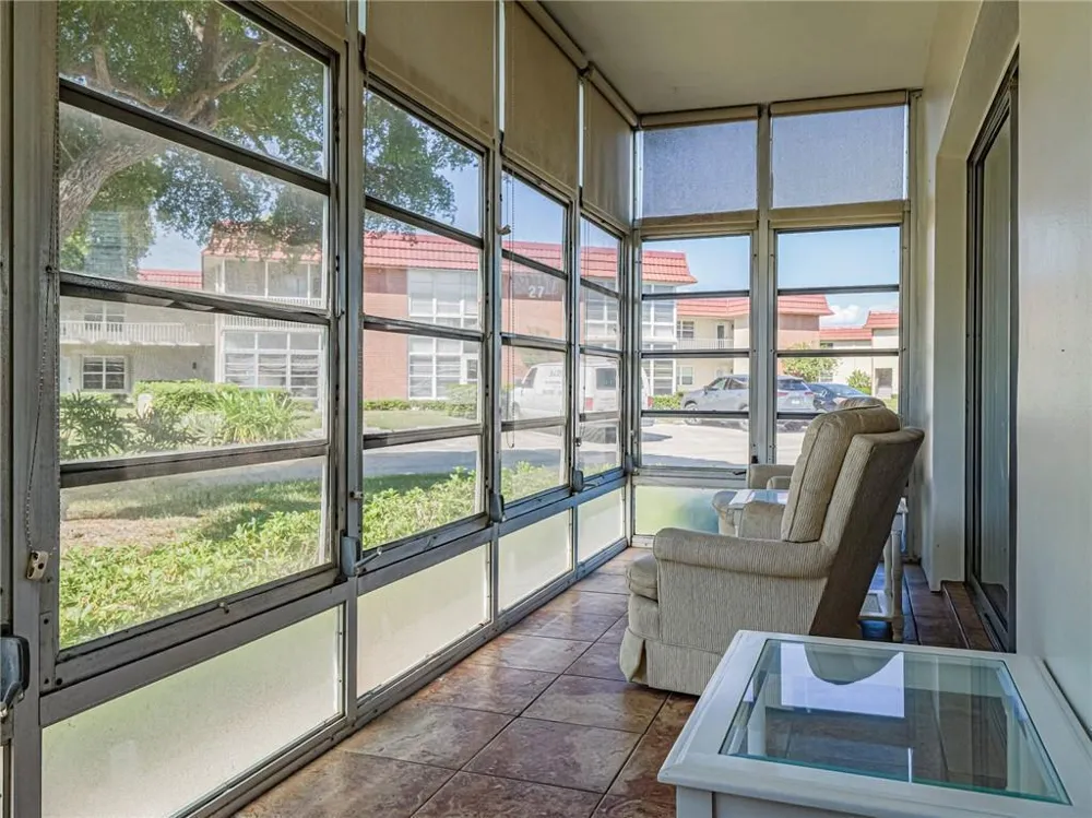 28 Pine Arbor Lane #101 Vero Beach, FL 32962