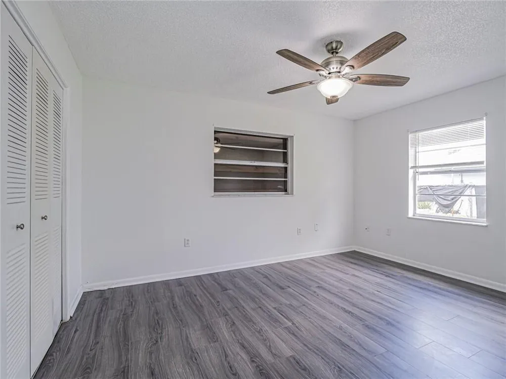 136 16th Avenue Vero Beach, FL 32962