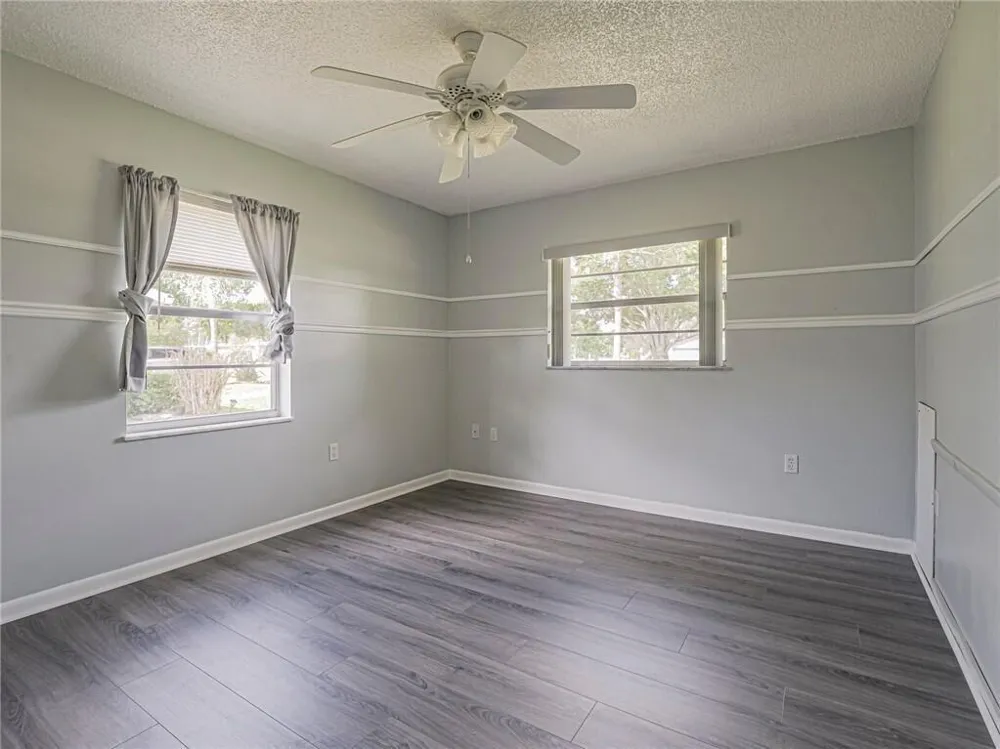 136 16th Avenue Vero Beach, FL 32962