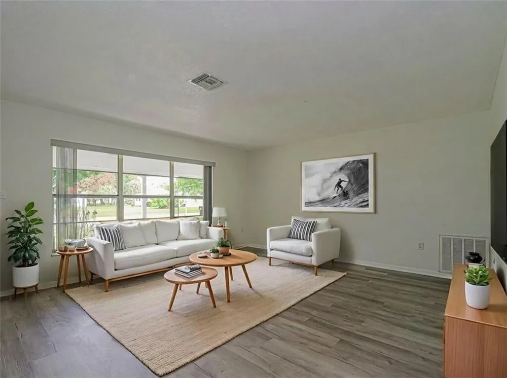 136 16th Avenue Vero Beach, FL 32962