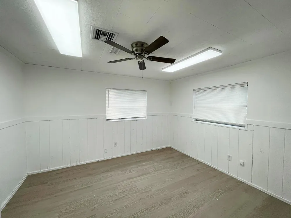 840 NW 33 STREET Oakland Park, FL 33309