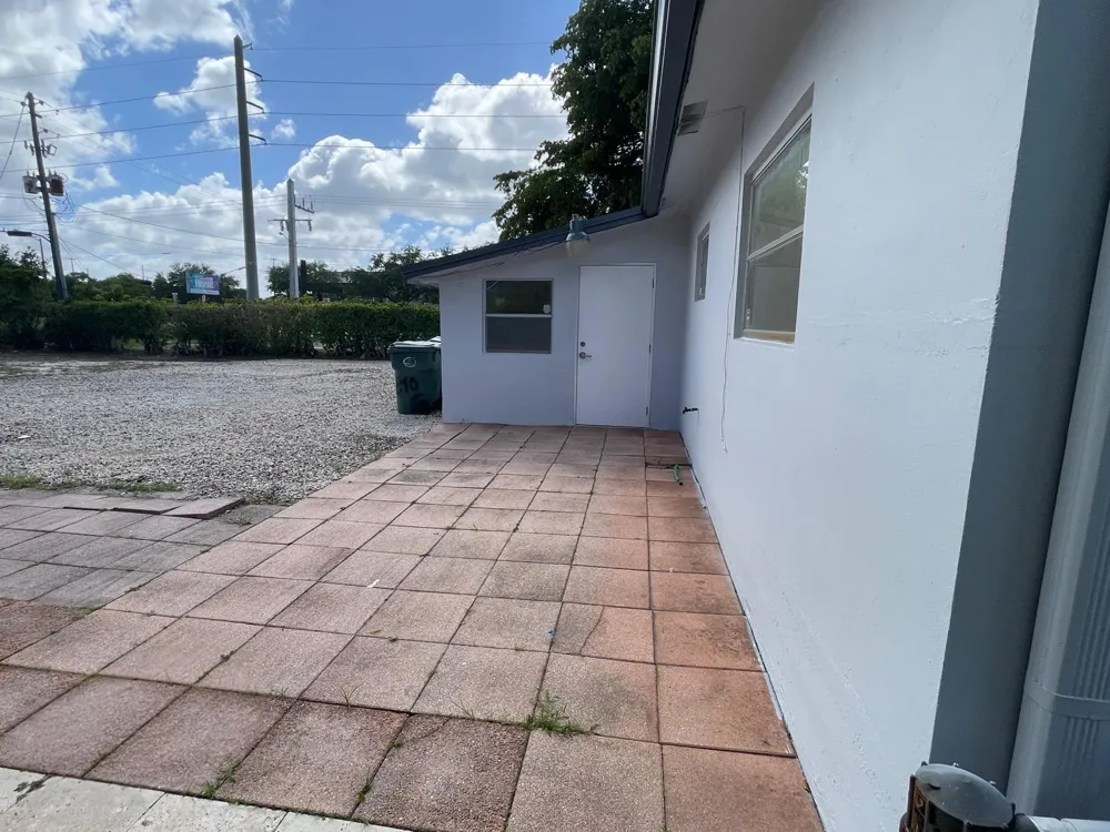 840 NW 33 STREET Oakland Park, FL 33309