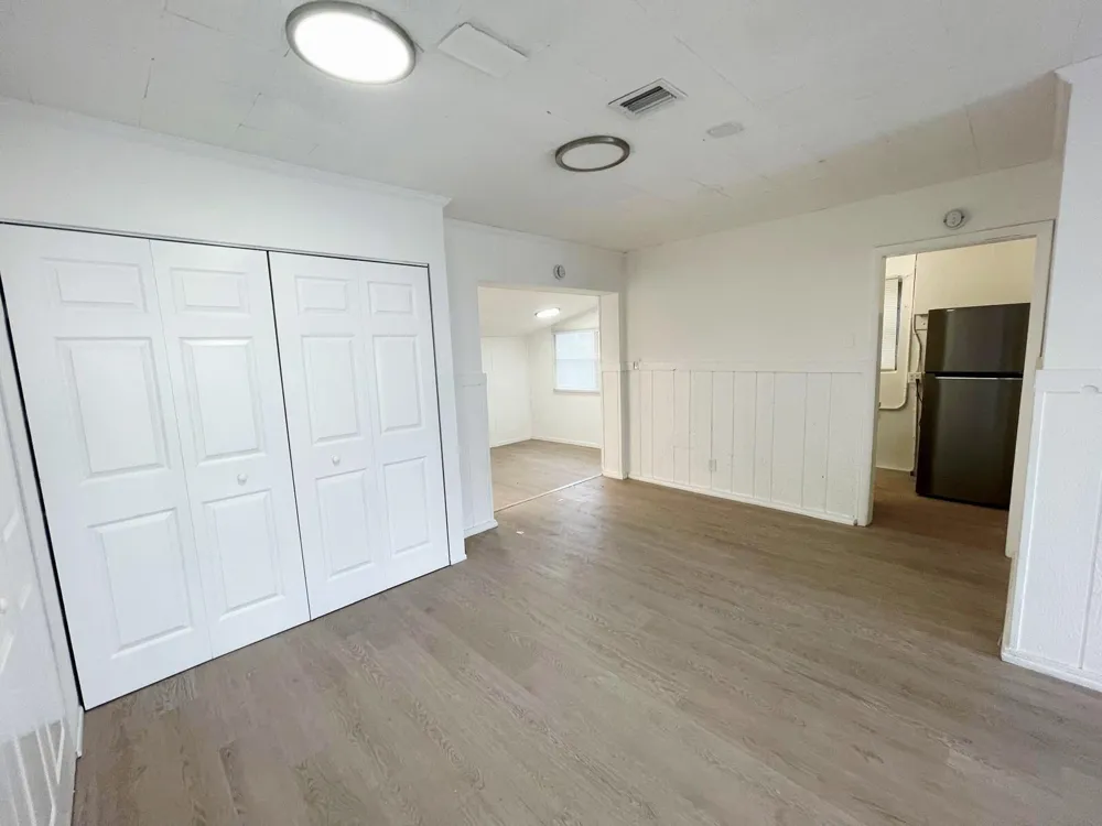 840 NW 33 STREET Oakland Park, FL 33309