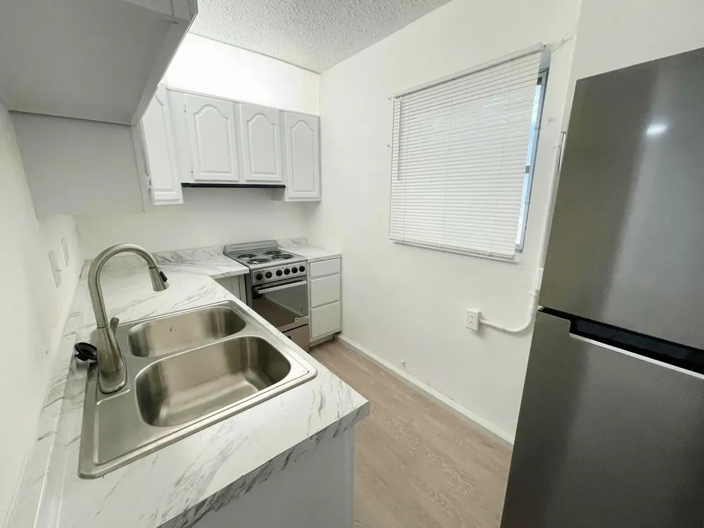 840 NW 33 STREET Oakland Park, FL 33309