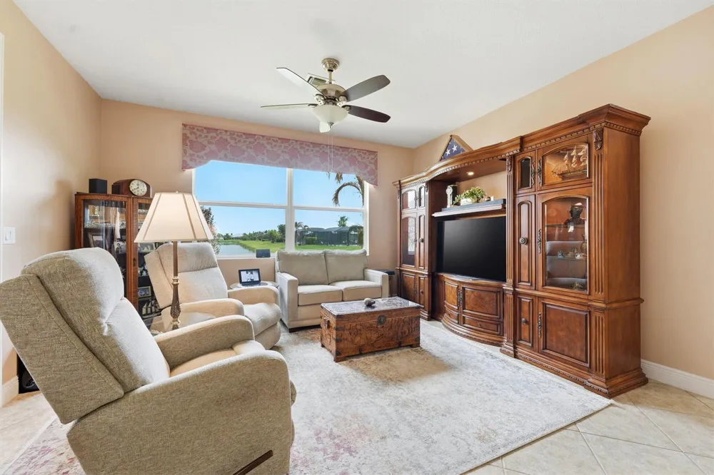 1215 Southlakes Way SW Vero Beach, FL 32968