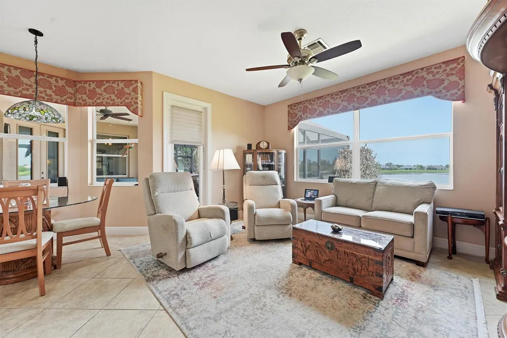 1215 Southlakes Way SW Vero Beach, FL 32968