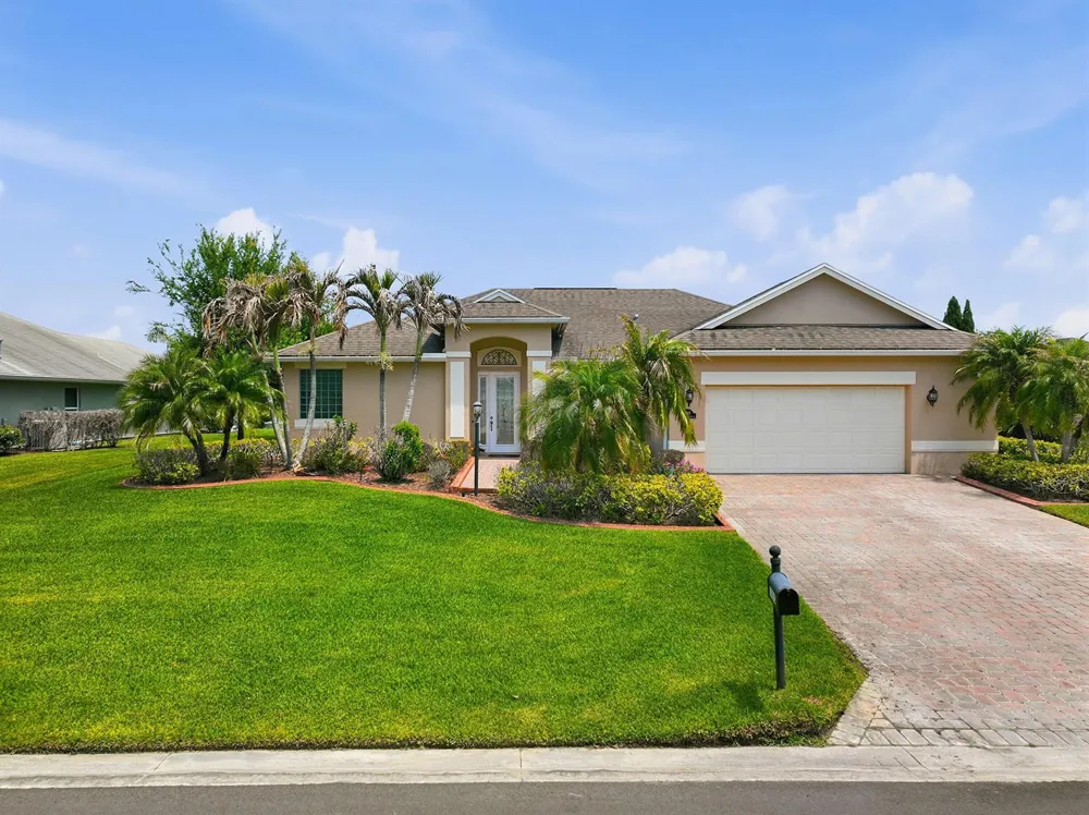 1215 Southlakes Way SW Vero Beach, FL 32968