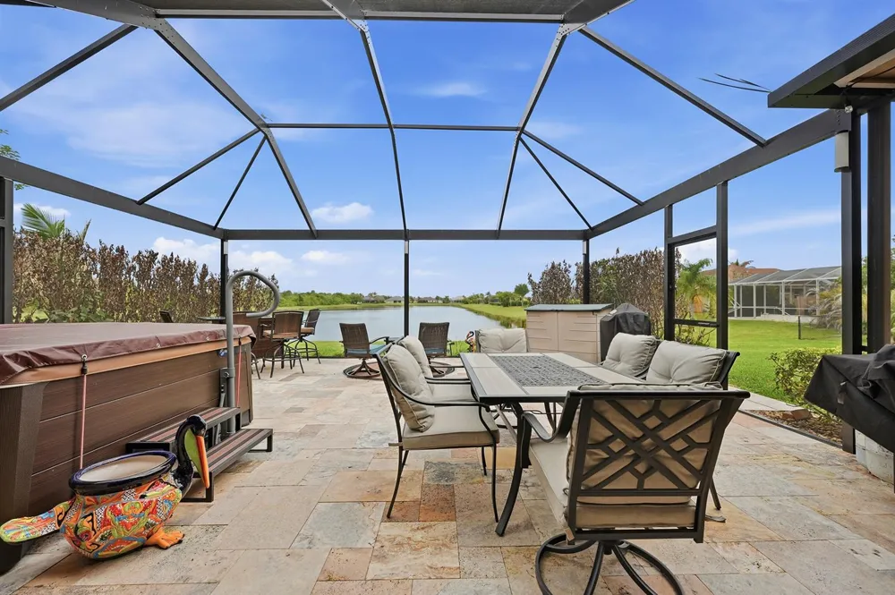 1215 Southlakes Way SW Vero Beach, FL 32968