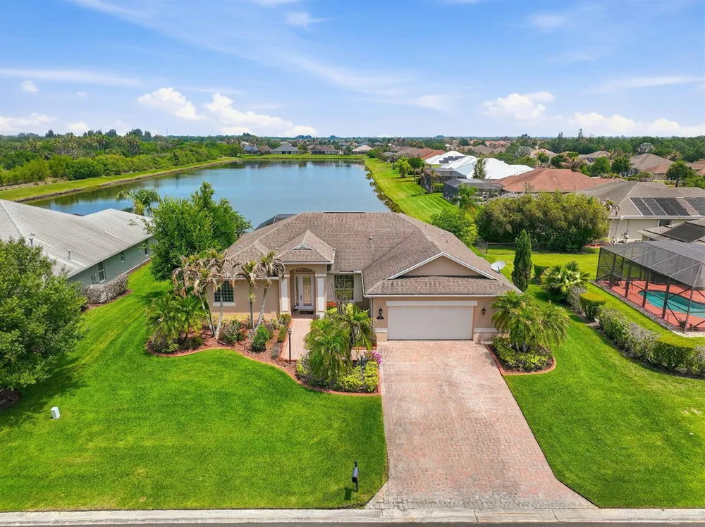1215 Southlakes Way SW Vero Beach, FL 32968