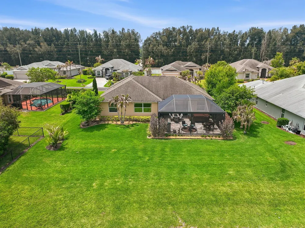 1215 Southlakes Way SW Vero Beach, FL 32968
