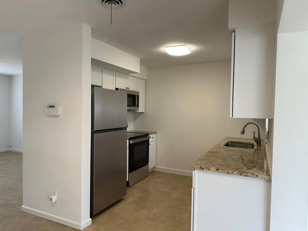 2745 Atlantic Boulevard Vero Beach, FL 32960
