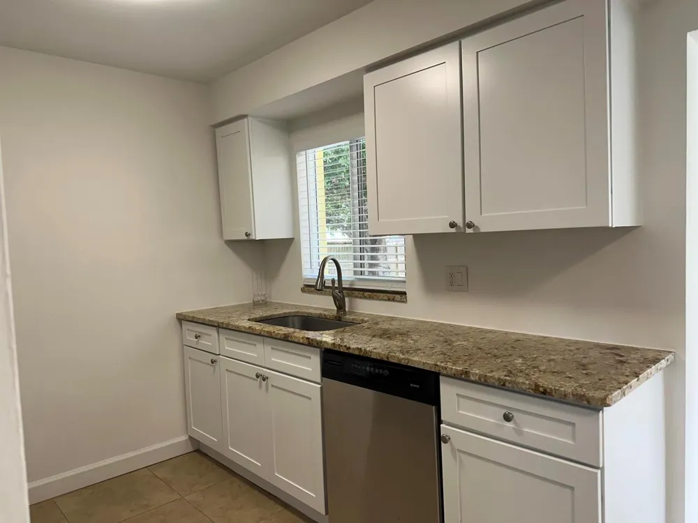 2745 Atlantic Boulevard Vero Beach, FL 32960
