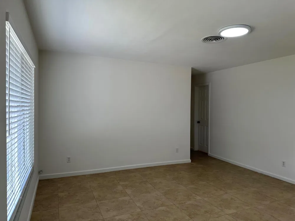2745 Atlantic Boulevard Vero Beach, FL 32960