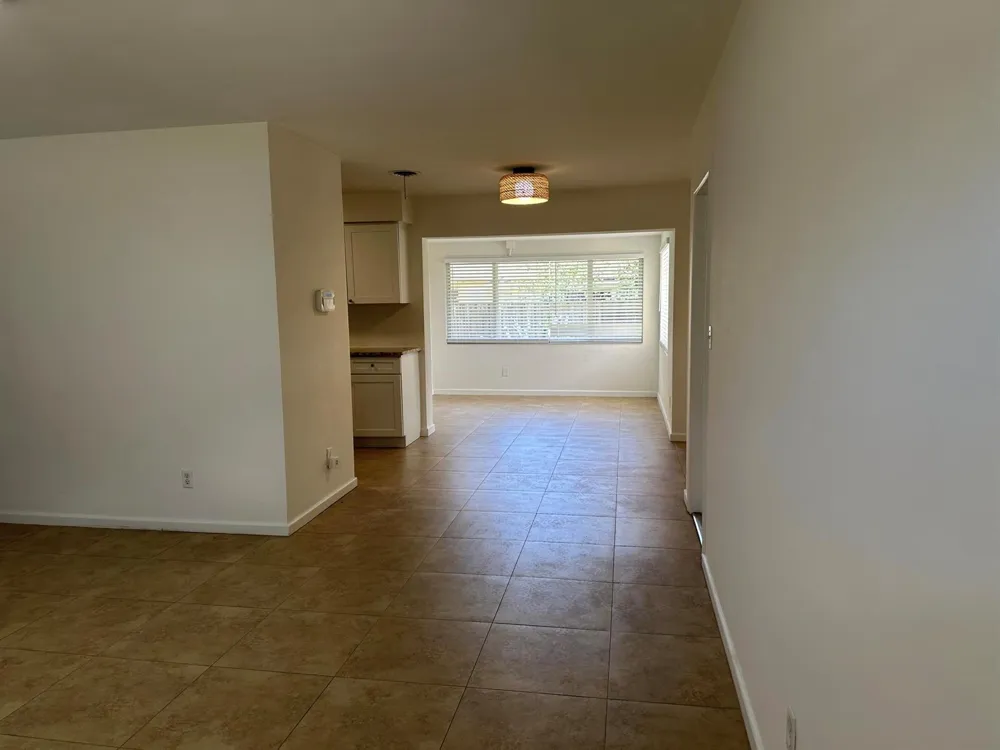2745 Atlantic Boulevard Vero Beach, FL 32960
