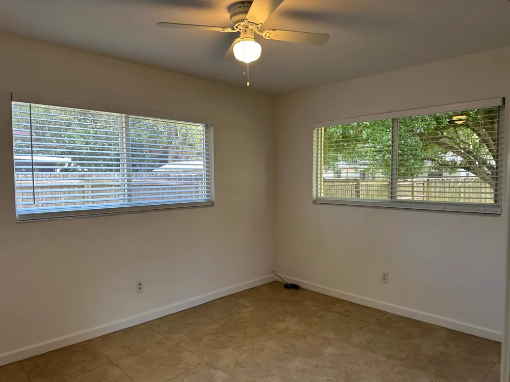 2745 Atlantic Boulevard Vero Beach, FL 32960