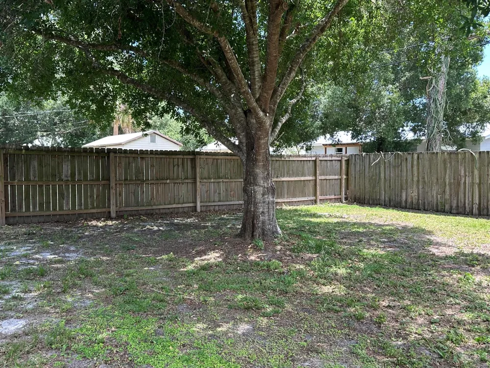 2745 Atlantic Boulevard Vero Beach, FL 32960