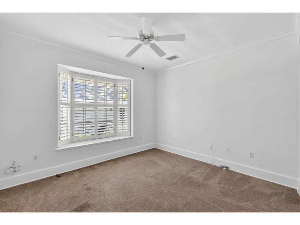 814 Carolina Circle SW Vero Beach, FL 32962