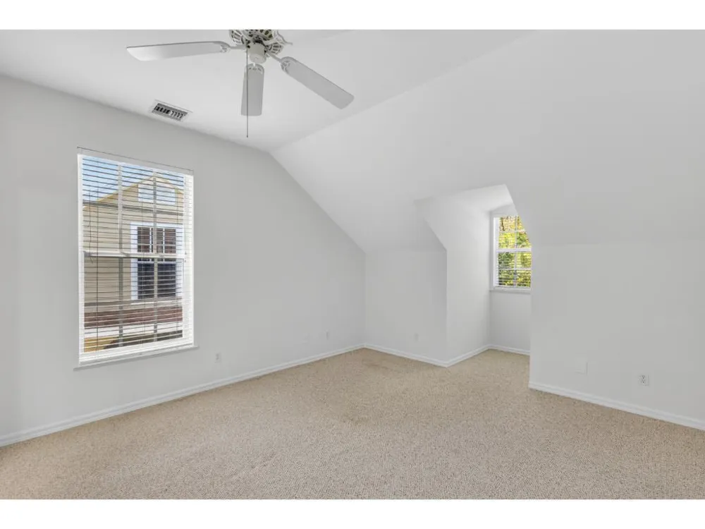 814 Carolina Circle SW Vero Beach, FL 32962