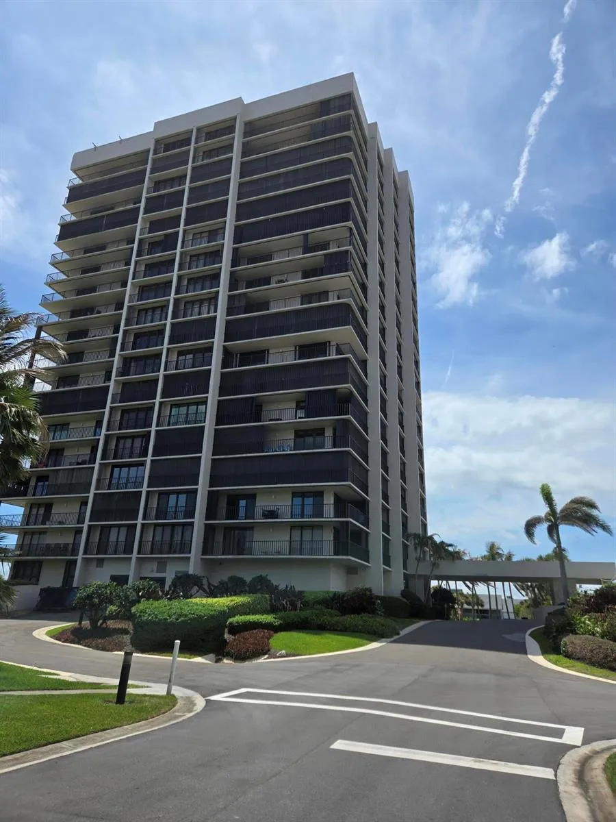 5047 Highway A1a #801 Hutchinson Island, FL 34949
