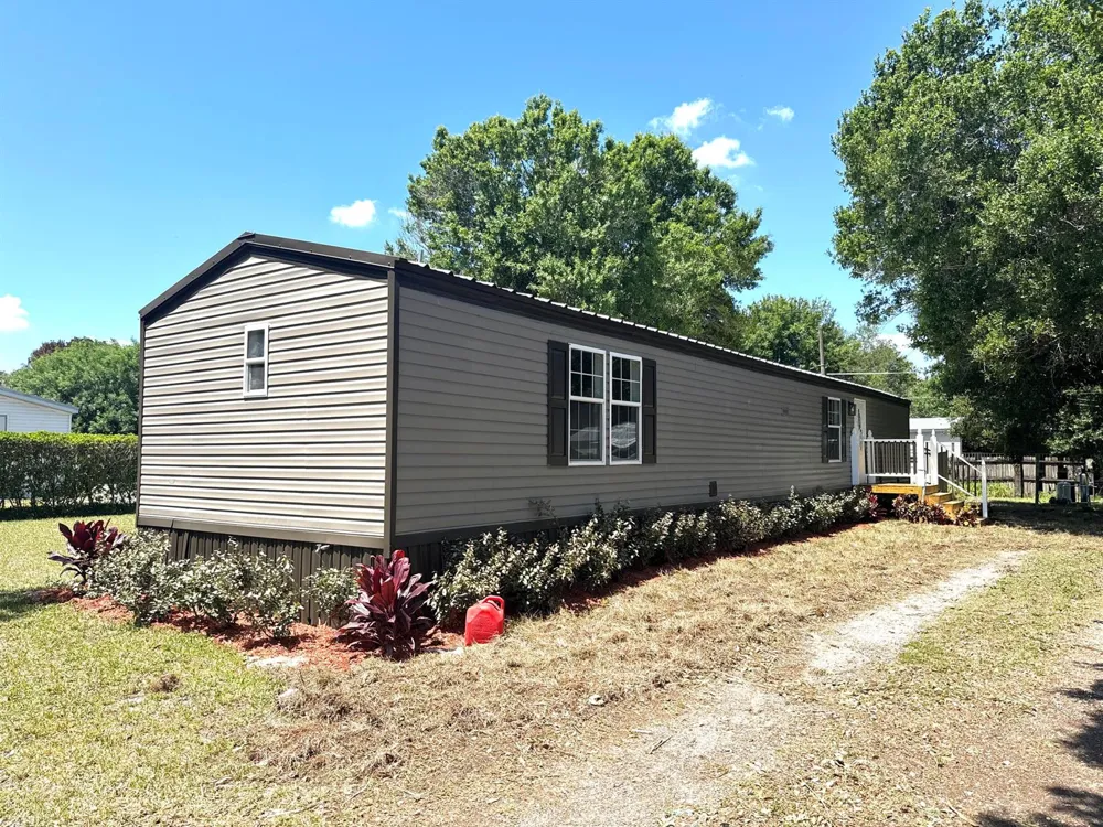 1465 NW 43rd Avenue Okeechobee, FL 34972