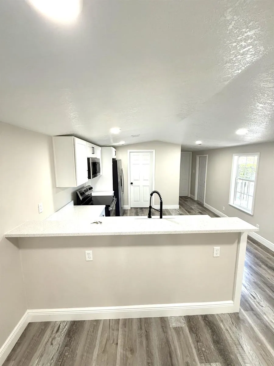 1465 NW 43rd Avenue Okeechobee, FL 34972