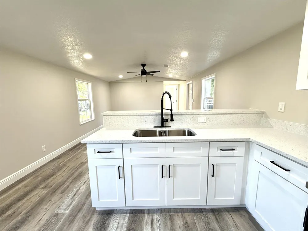 1465 NW 43rd Avenue Okeechobee, FL 34972