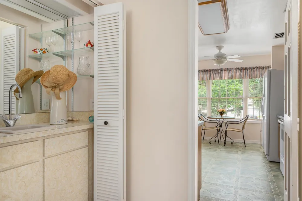 101 W Park Shores Circle #2 Indian River Shores, FL 32963