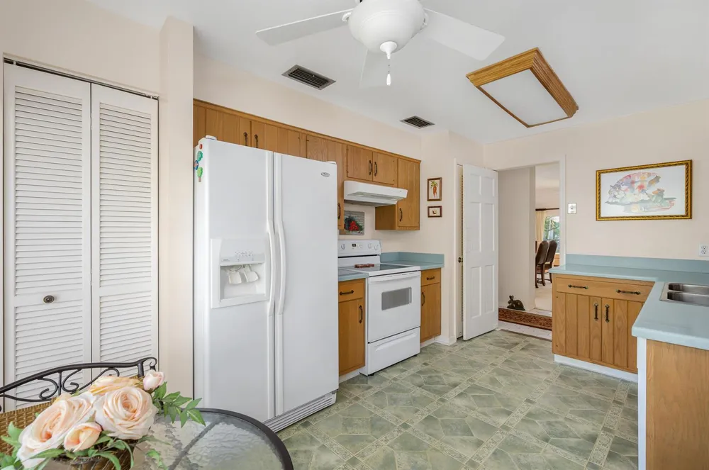 101 W Park Shores Circle #2 Indian River Shores, FL 32963