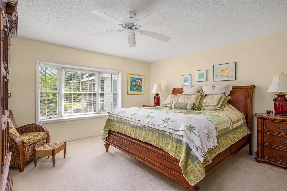 101 W Park Shores Circle #2 Indian River Shores, FL 32963