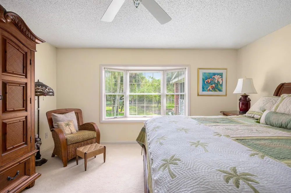 101 W Park Shores Circle #2 Indian River Shores, FL 32963